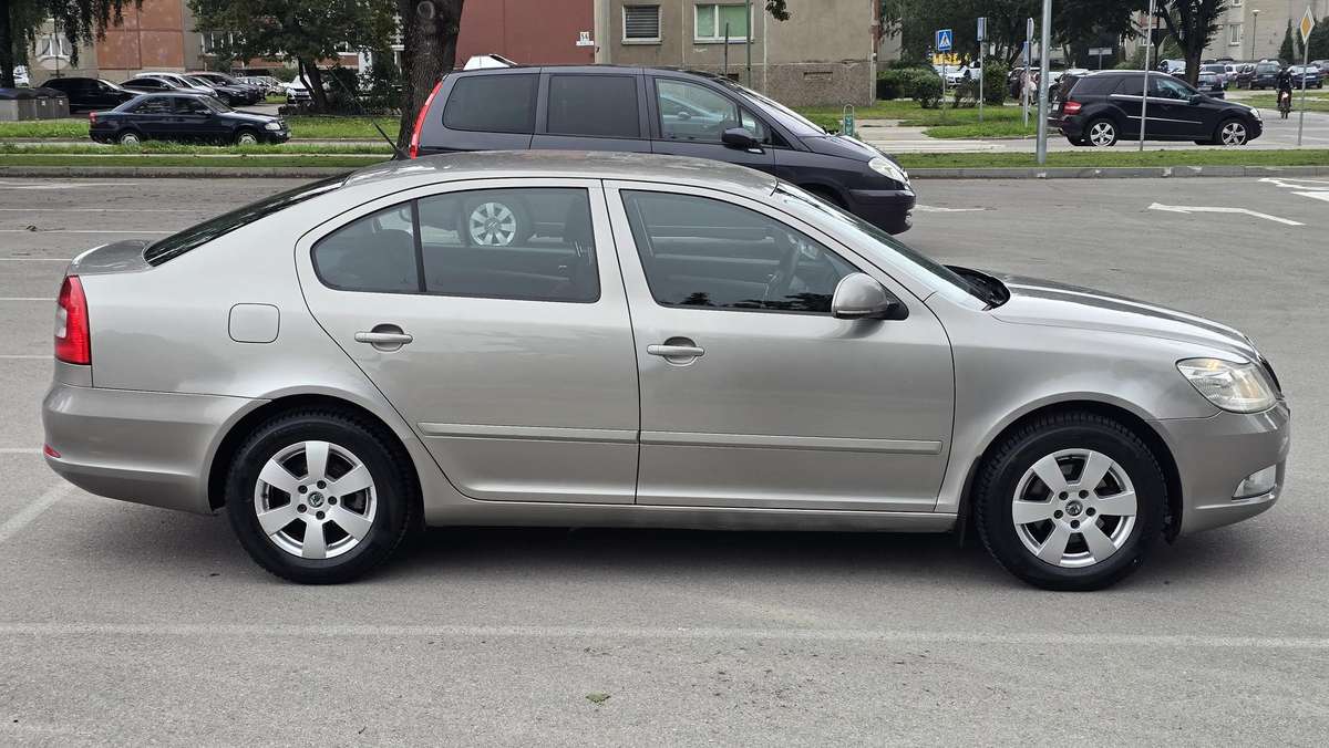Škoda Octavia - 5