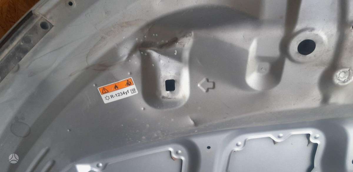 Honda CR-V kėbulo dalys