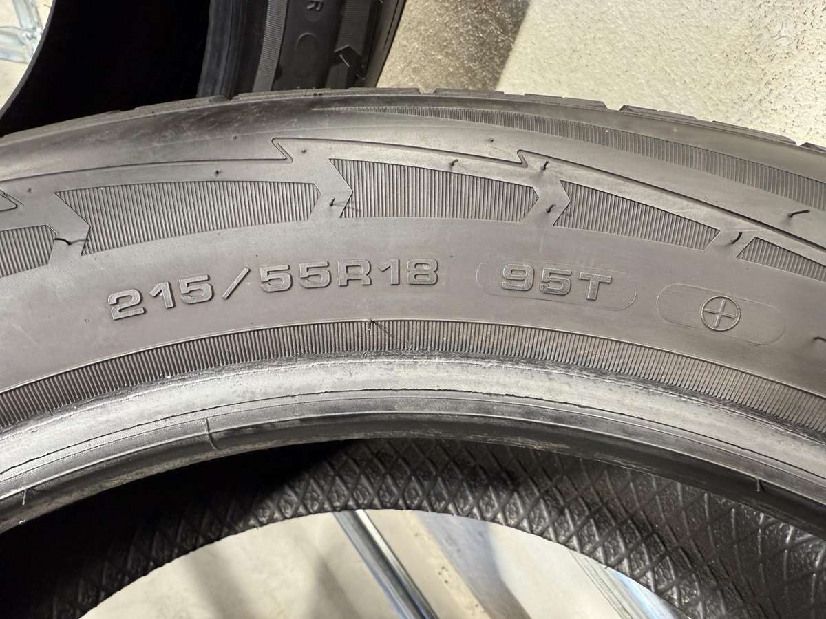 Goodyear Ultragrip performance, winter 215/55 R18
