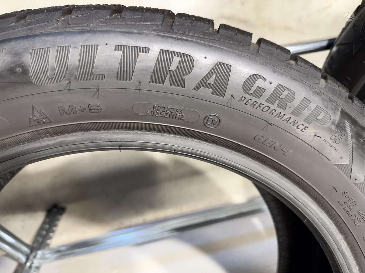 Goodyear Ultragrip performance, winter 215/55 R18