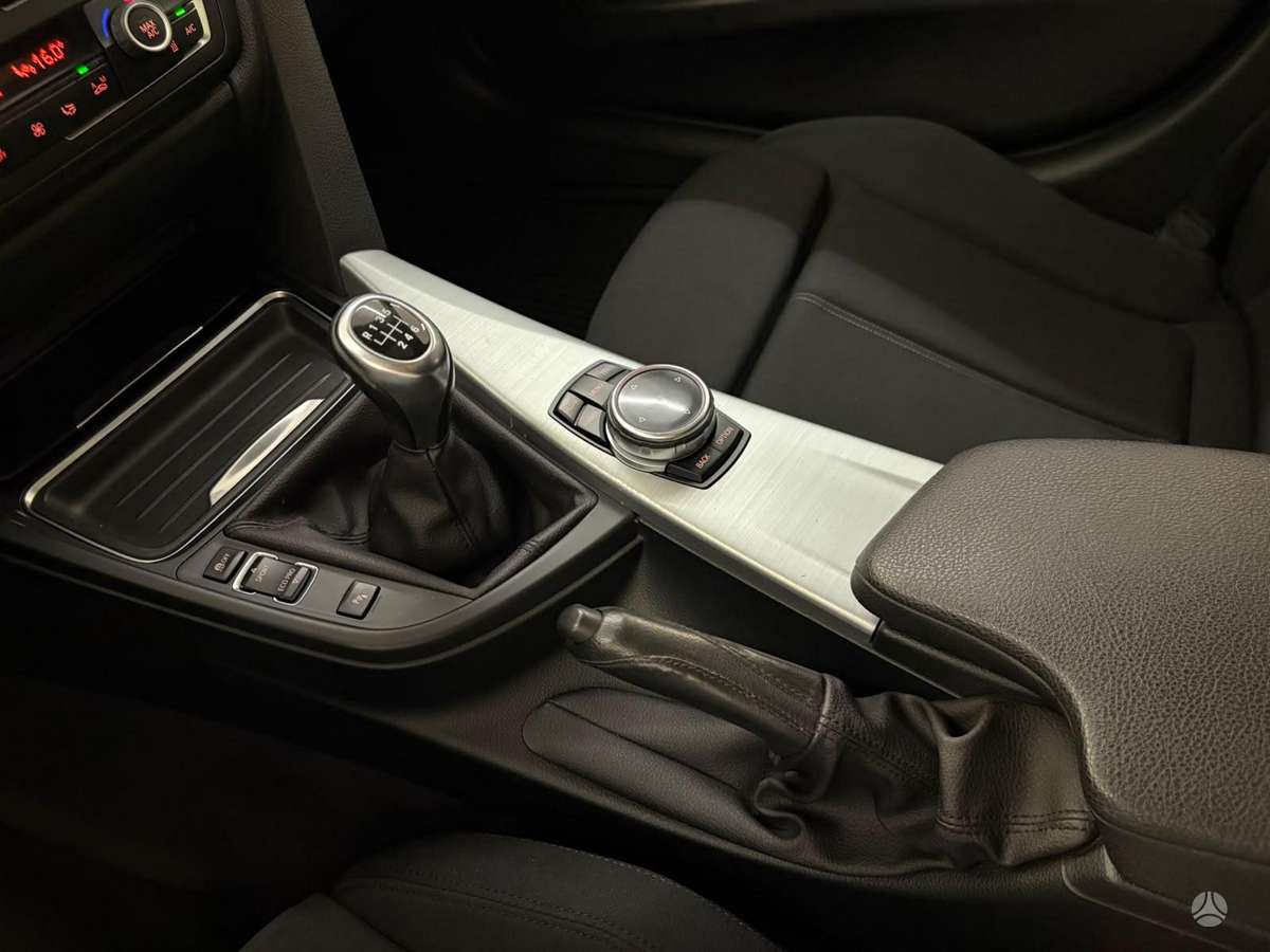 BMW 320, 2.0 l., wagon