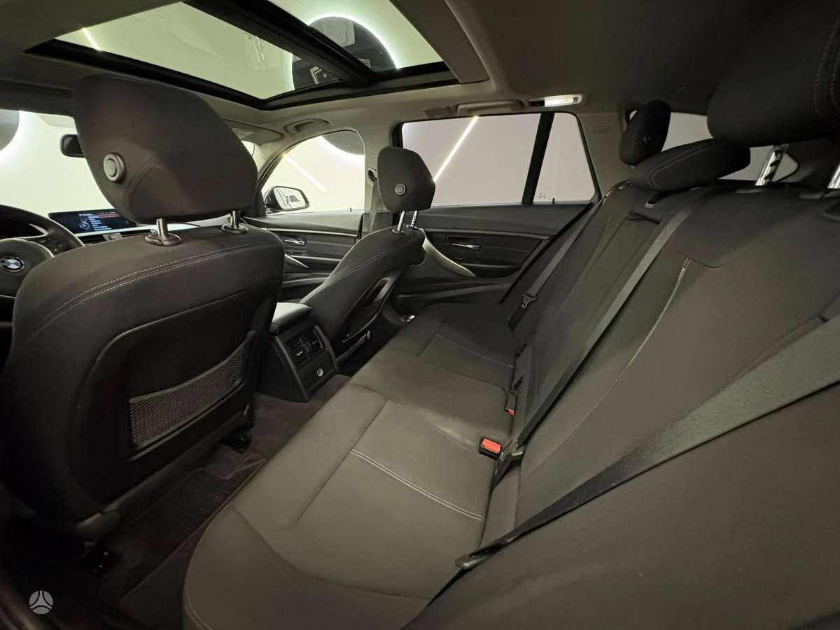BMW 320, 2.0 l., wagon