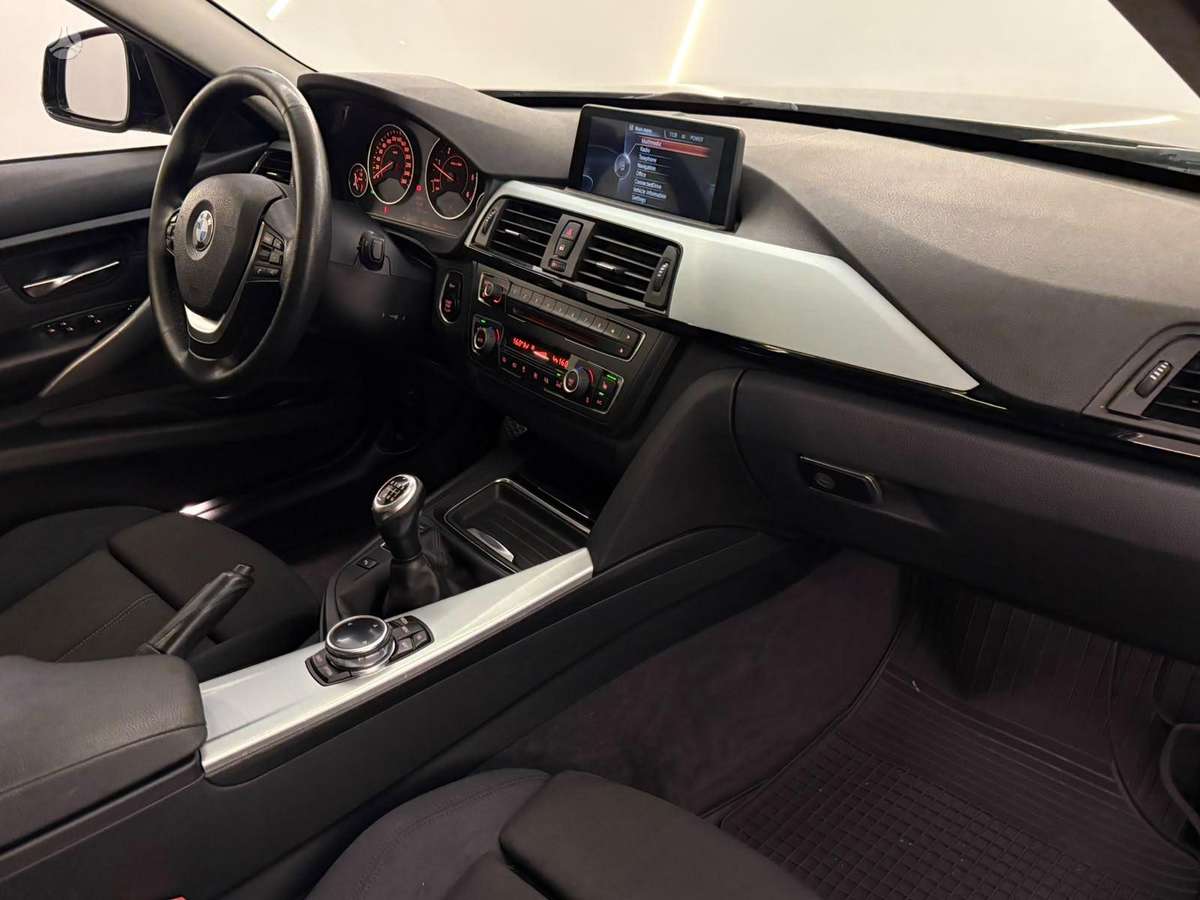 BMW 320, 2.0 l., universalas