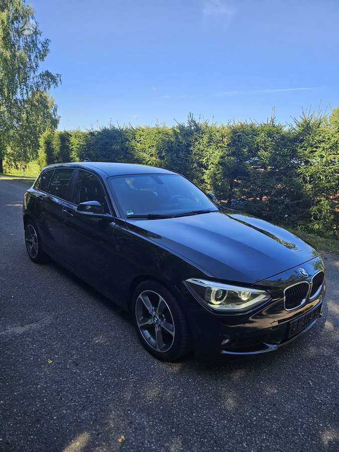 BMW 118, 2.0 l., hatchback