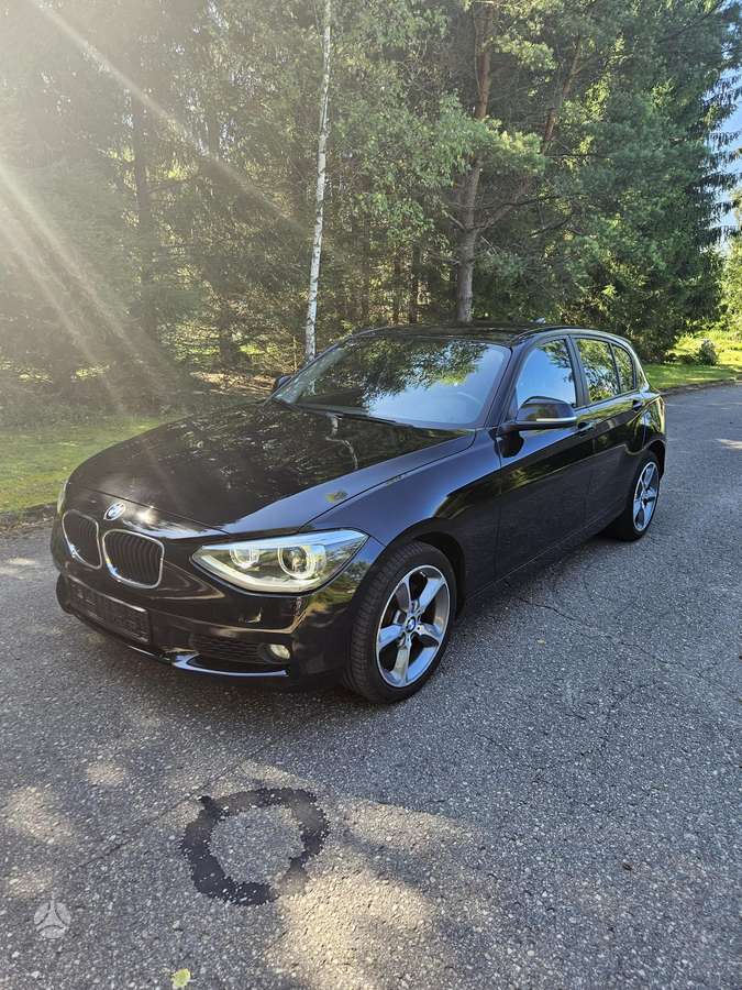 BMW 118, 2.0 l., Хэтчбек