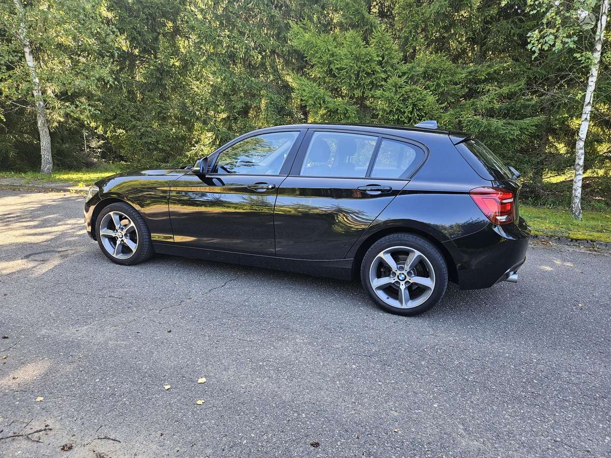 BMW 118, 2.0 l., Хэтчбек