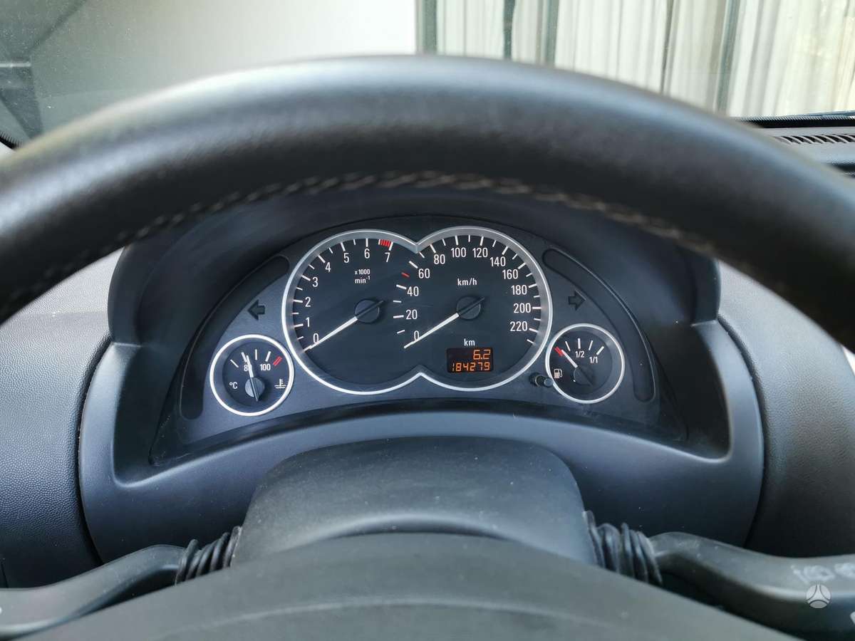 Opel Corsa, 1.0 l., hatchback