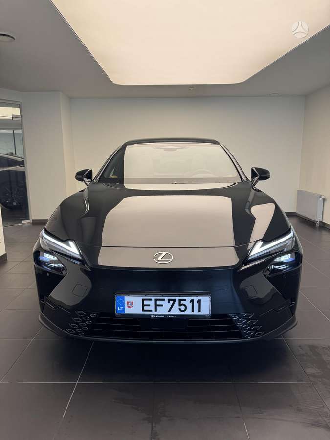 Lexus ES 500e, 77 kWh, sedanas