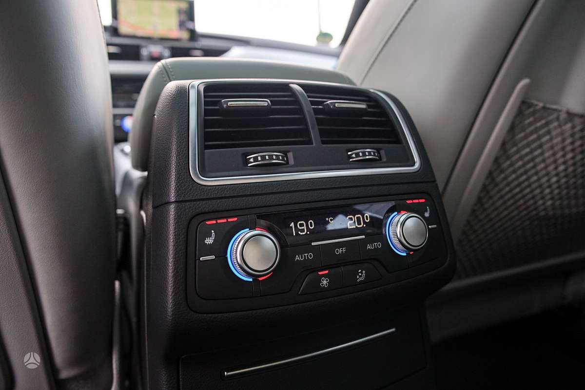 Audi A6, 2.0 l., universalas