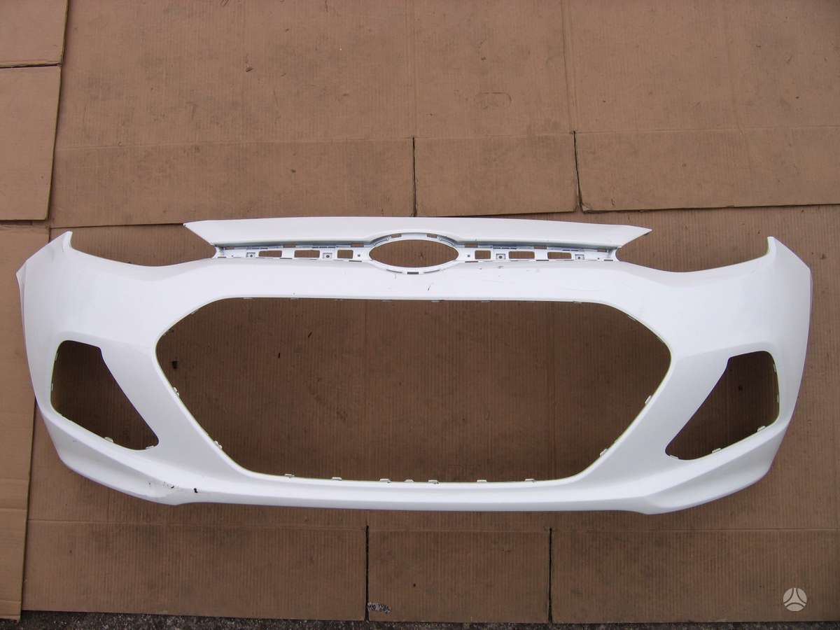Hyundai i10, B9, детали кузова