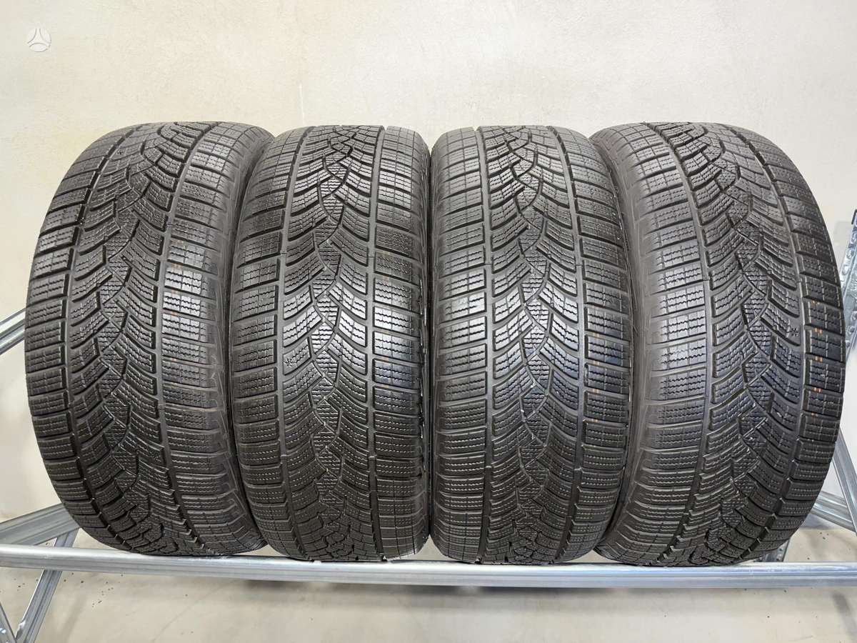 Goodyear Ultragrip performance//2024m, winter 225/45 R18