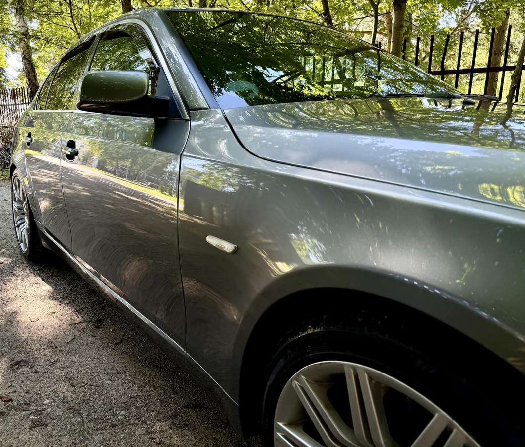 BMW 525, sedanas