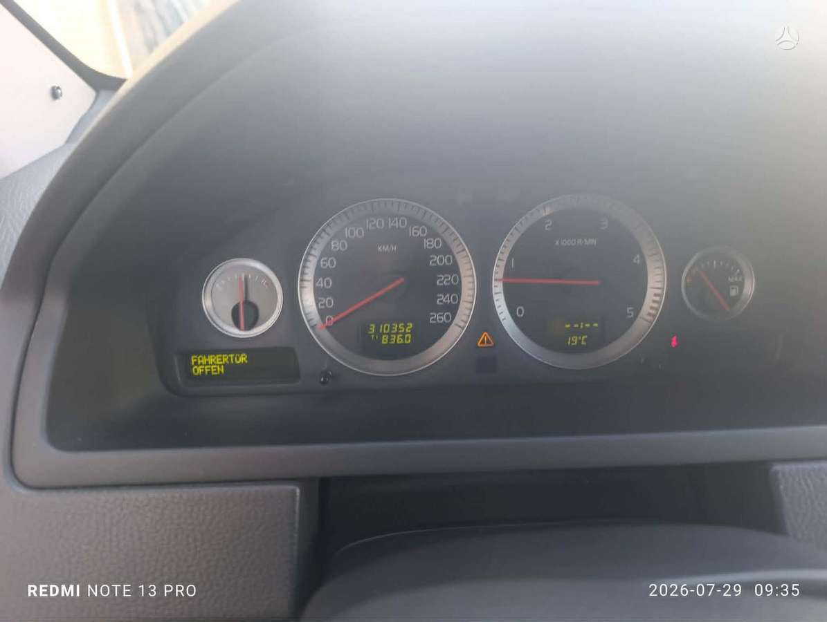 Volvo XC90 - 6