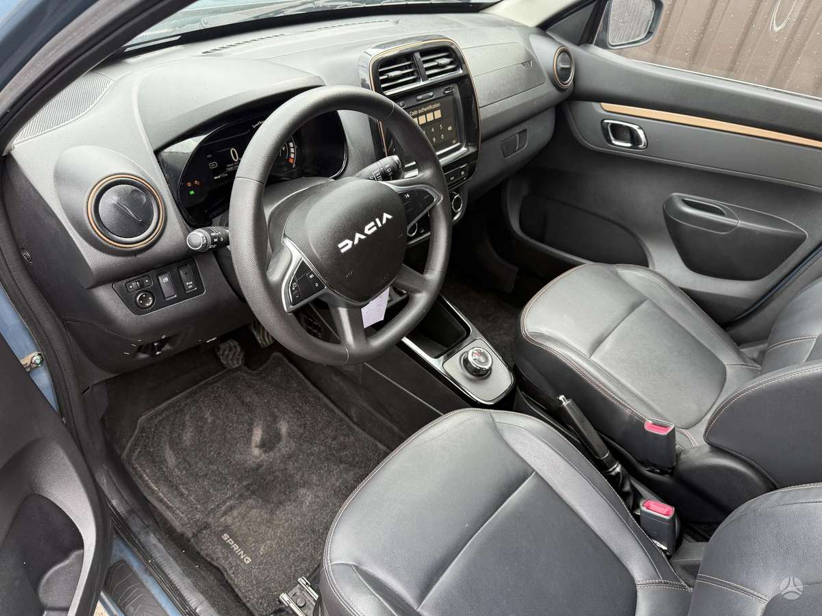 Dacia Spring, 27 kWh, hatchback