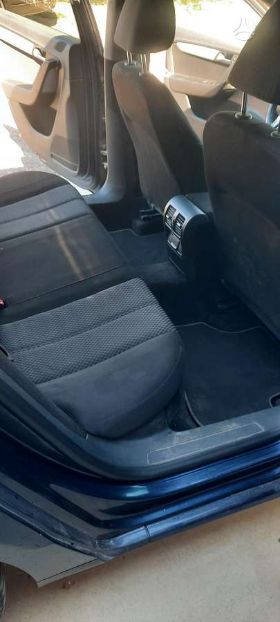 Volkswagen Passat - 7