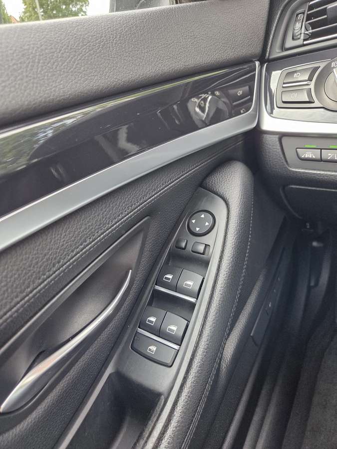 BMW 525, 2.0 l., Универсал