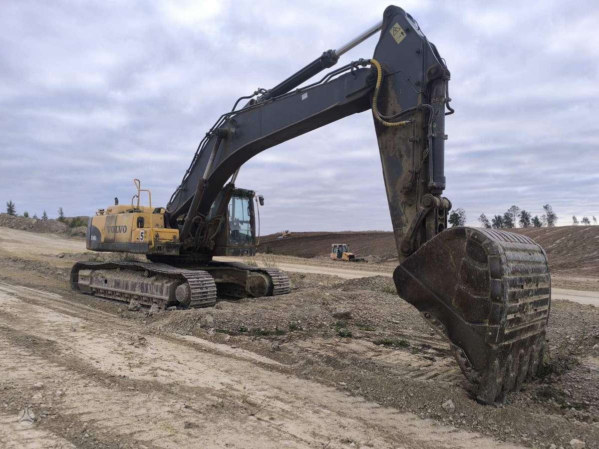 Volvo EC460CL, ekskavatoriai