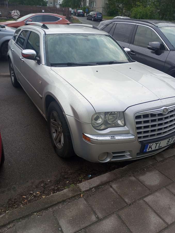 Chrysler 300C, 2.7 l., Универсал