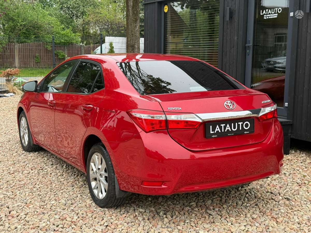 Toyota Corolla - 6