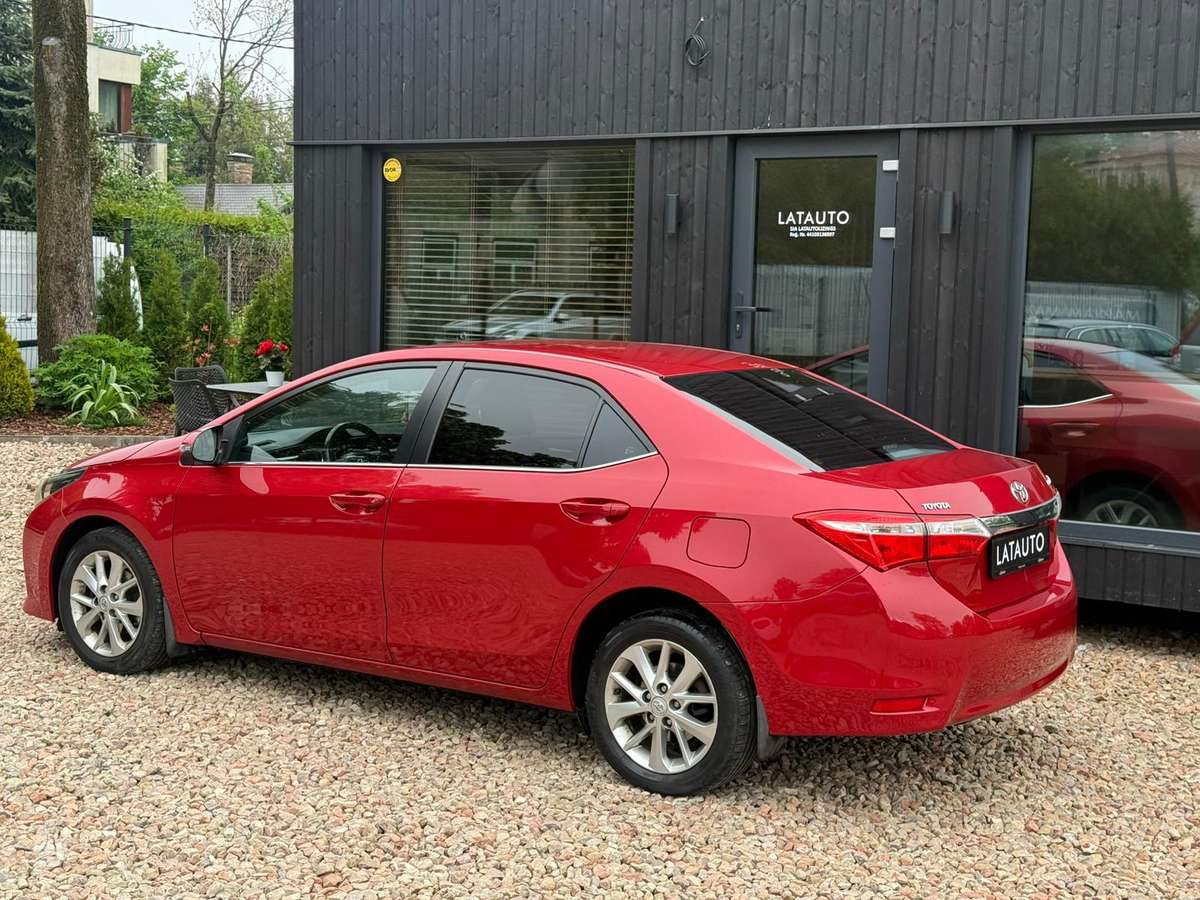 Toyota Corolla - 7