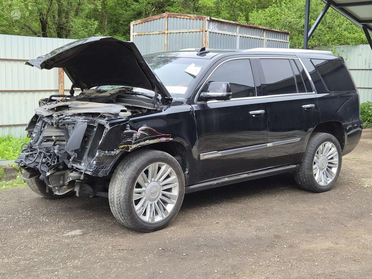 Cadillac Escalade Rida 58763 myliu engine code l86 gearbox code 10l80 color