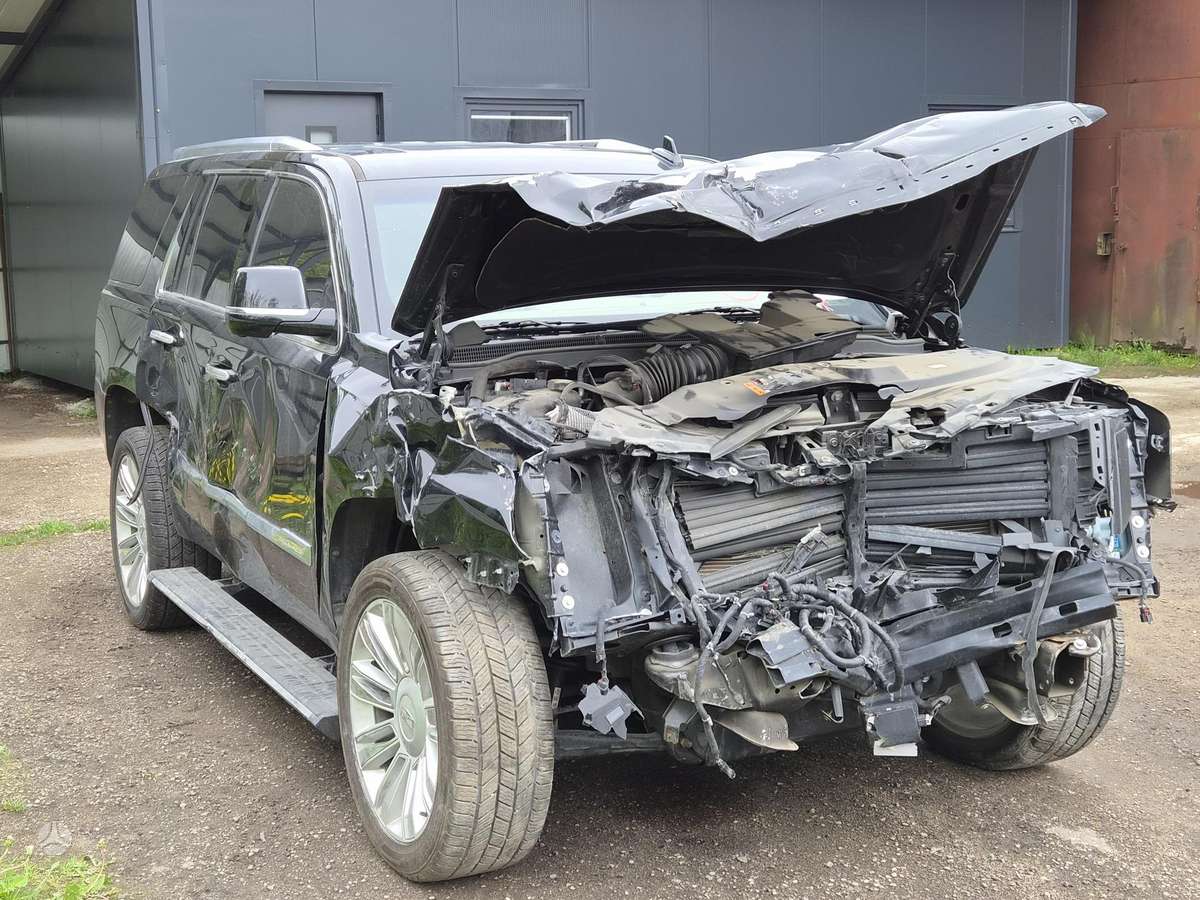 Cadillac Escalade Rida 58763 myliu engine code l86 gearbox code 10l80 color