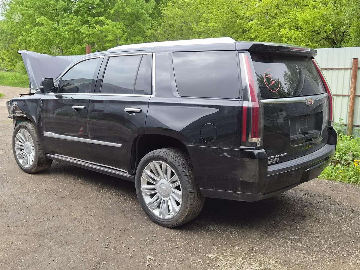 Cadillac Escalade Rida 58763 myliu engine code l86 gearbox code 10l80 color