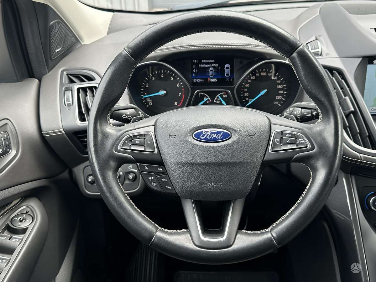 Ford Kuga, 1.5 l., off-road / crossover
