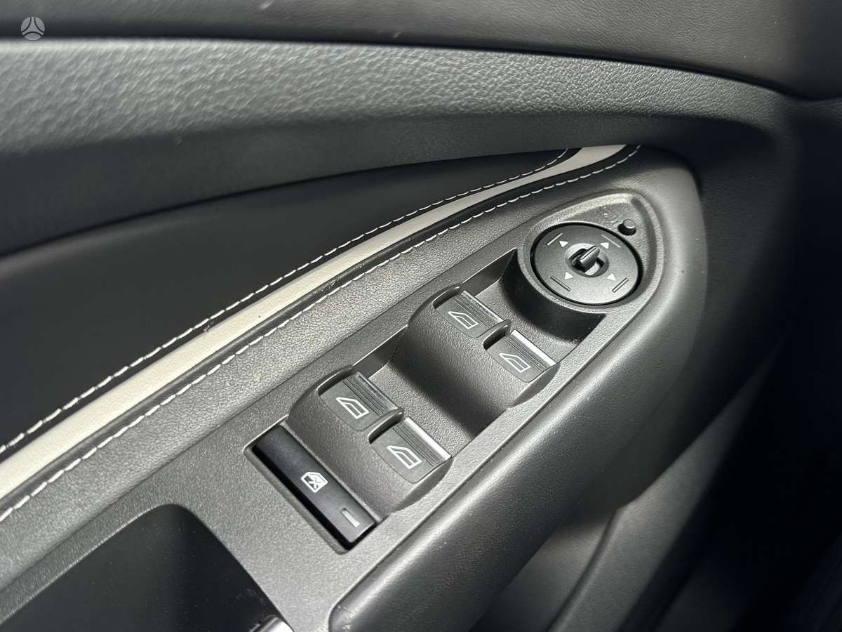 Ford Kuga, 1.5 l., off-road / crossover