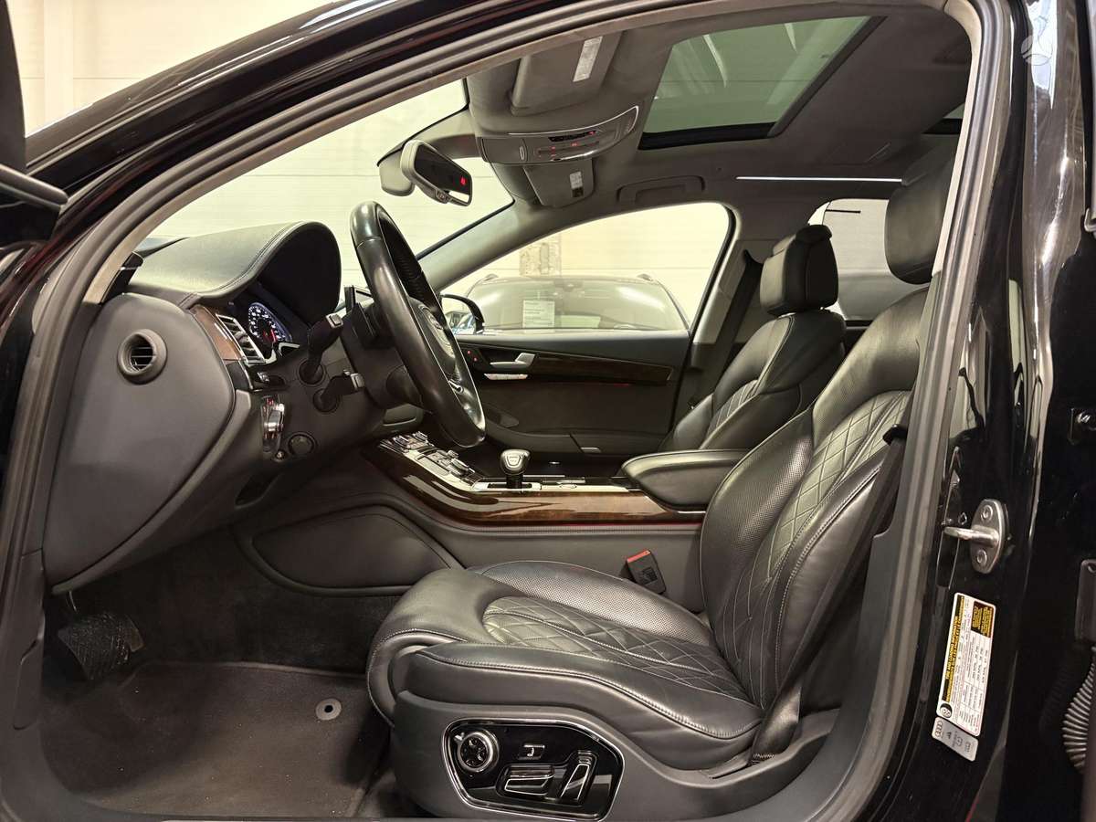Audi A8 L, 4.0 l., Седан