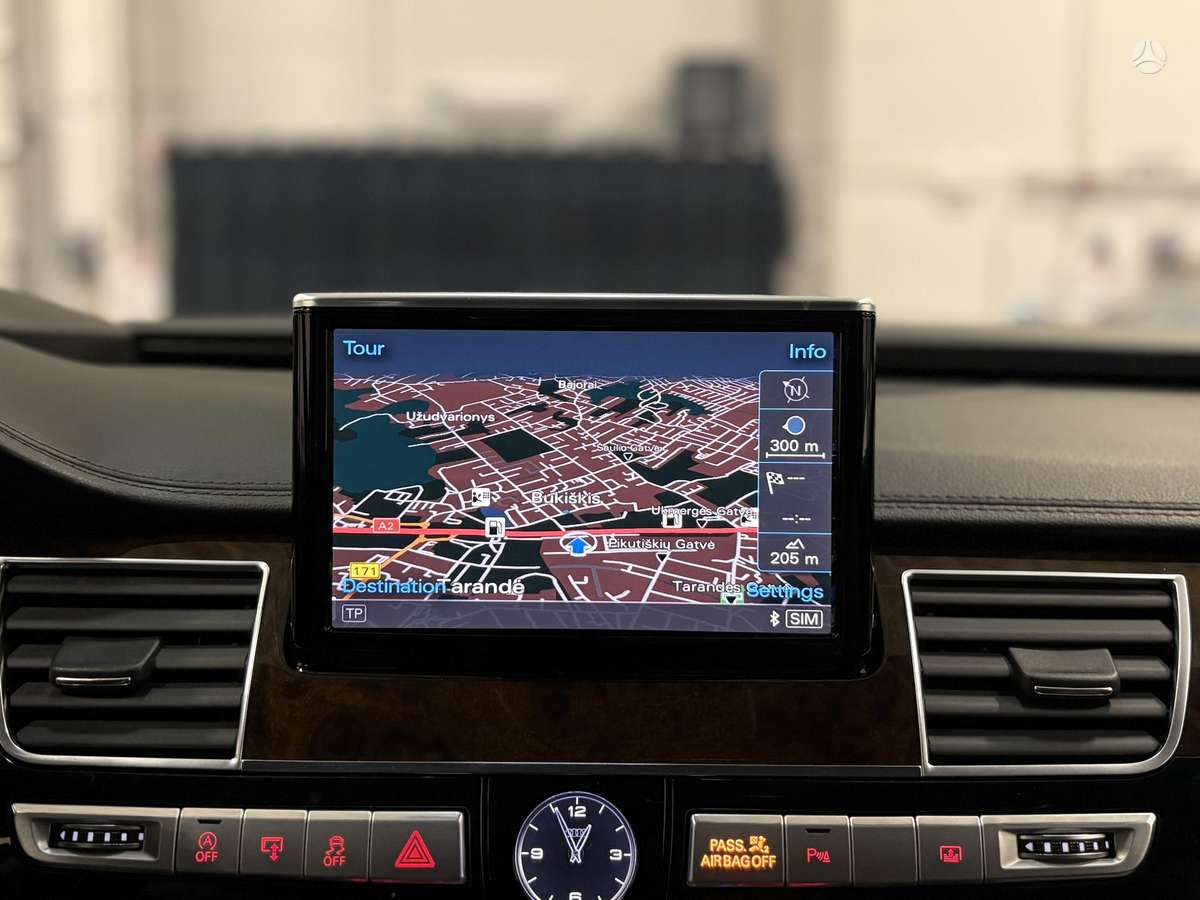 Audi A8 L, 4.0 l., Седан