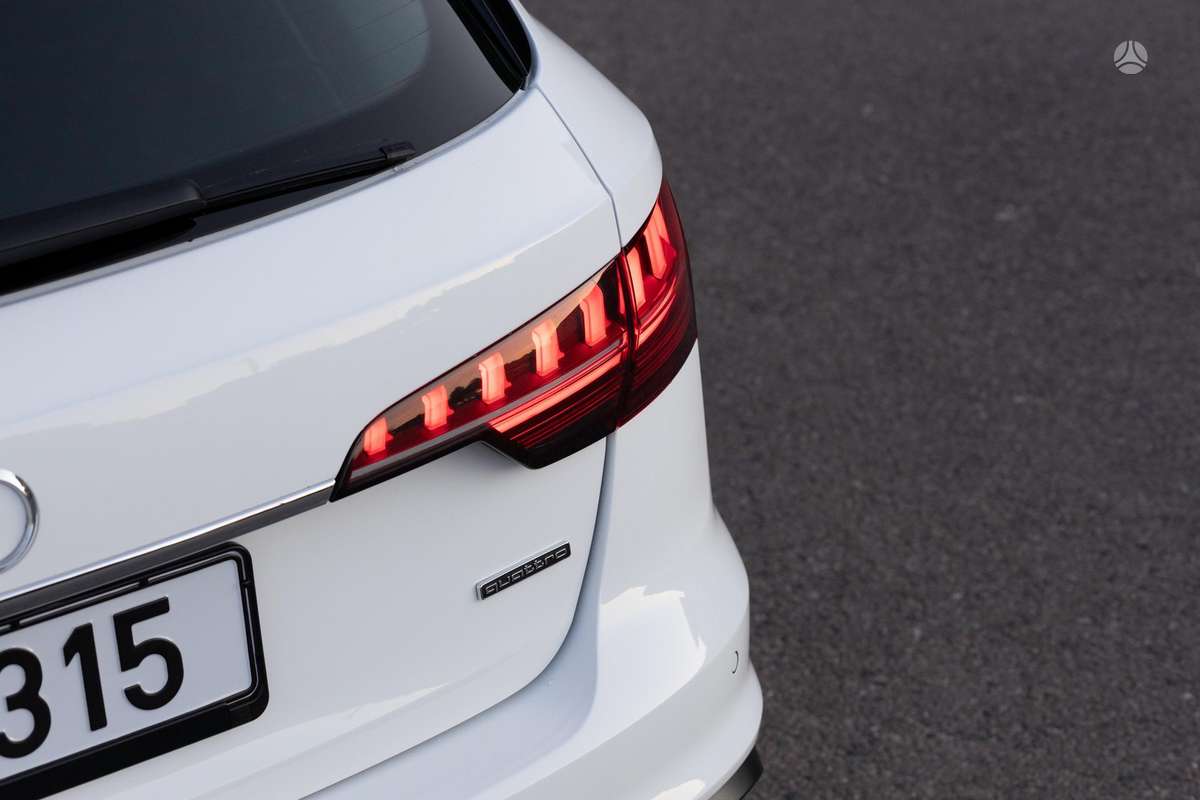 Audi A4, 2.0 l., Универсал