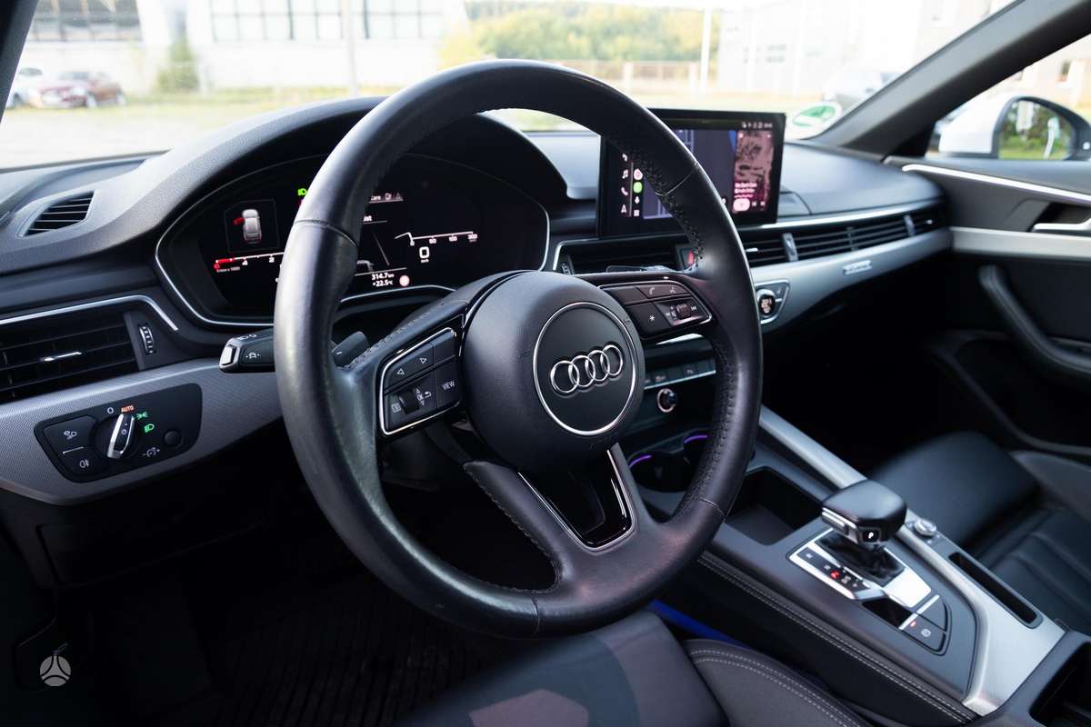 Audi A4, 2.0 l., Универсал