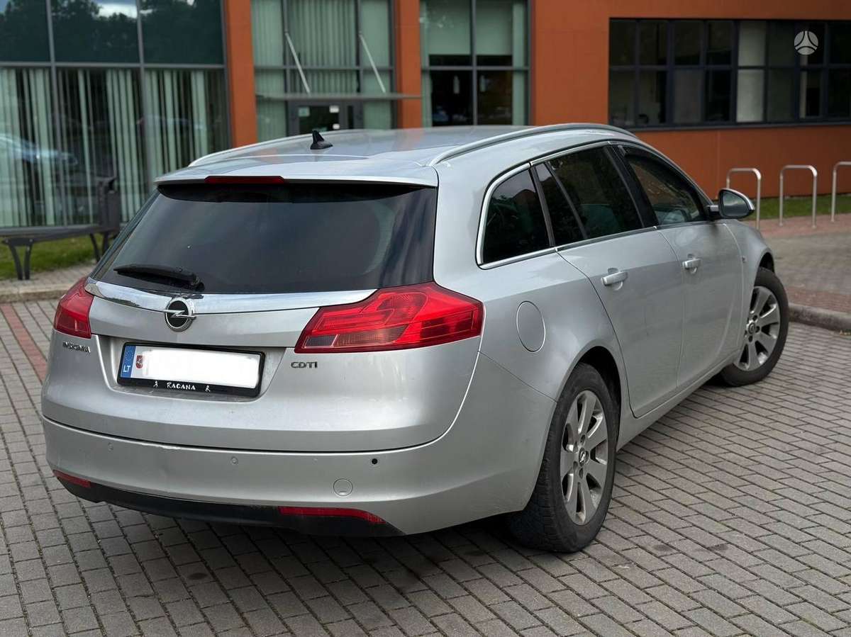 Opel Insignia, 2.0 l., Универсал