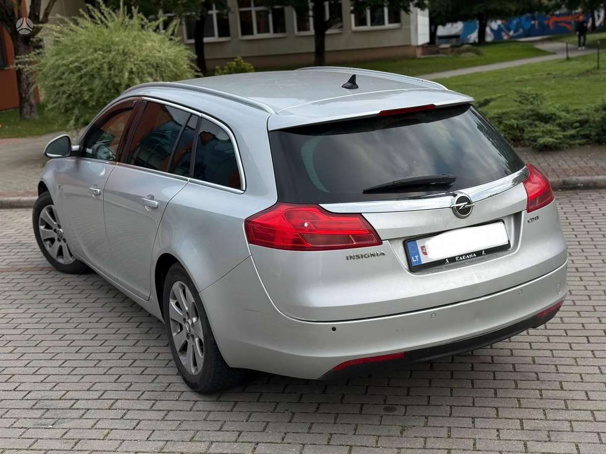 Opel Insignia, 2.0 l., Универсал