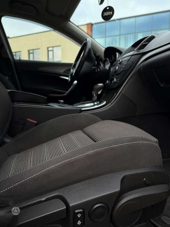 Opel Insignia, 2.0 l., Универсал