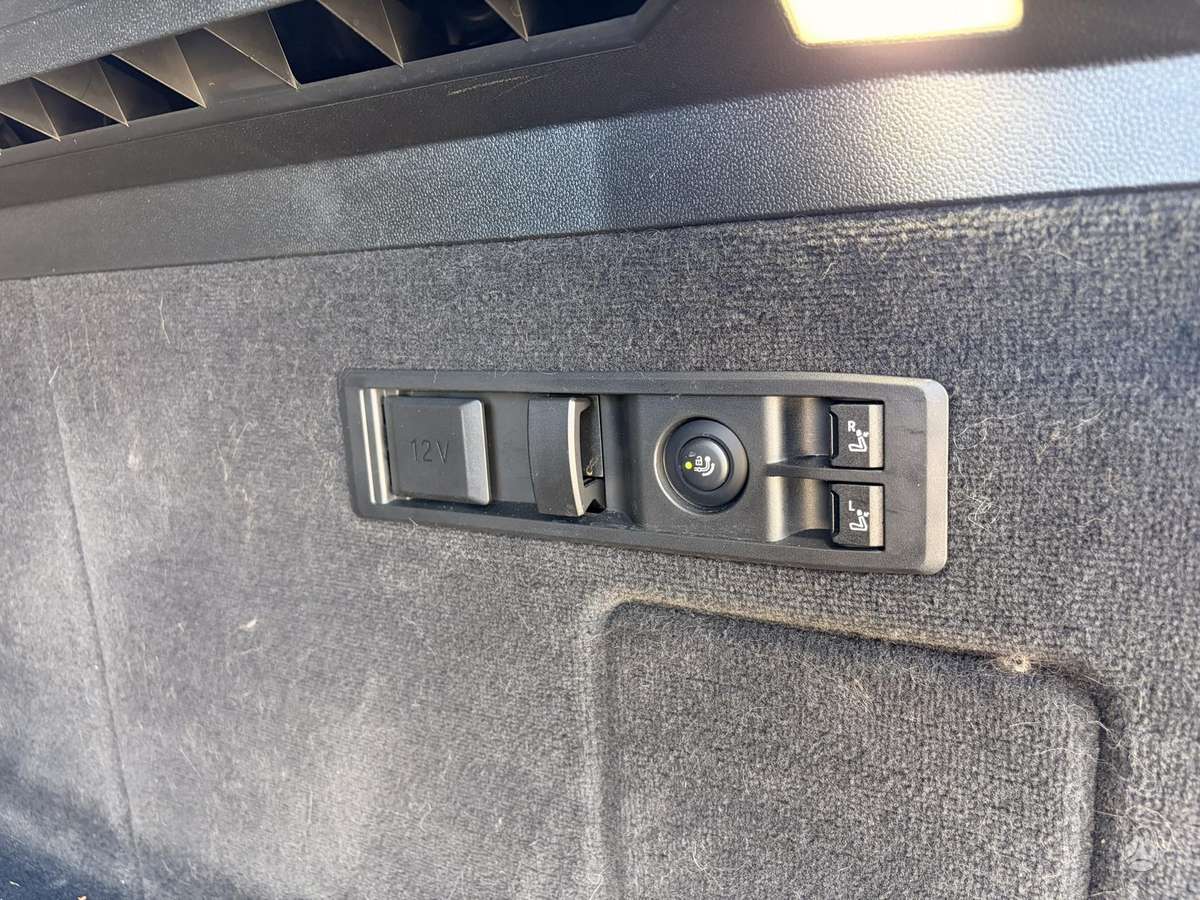 BMW iX, 77 kWh, off-road / crossover
