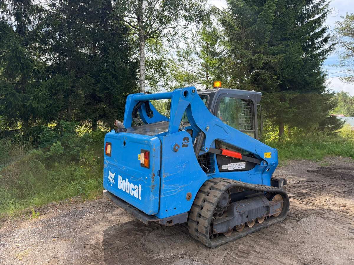 Bobcat T590, mini loaders
