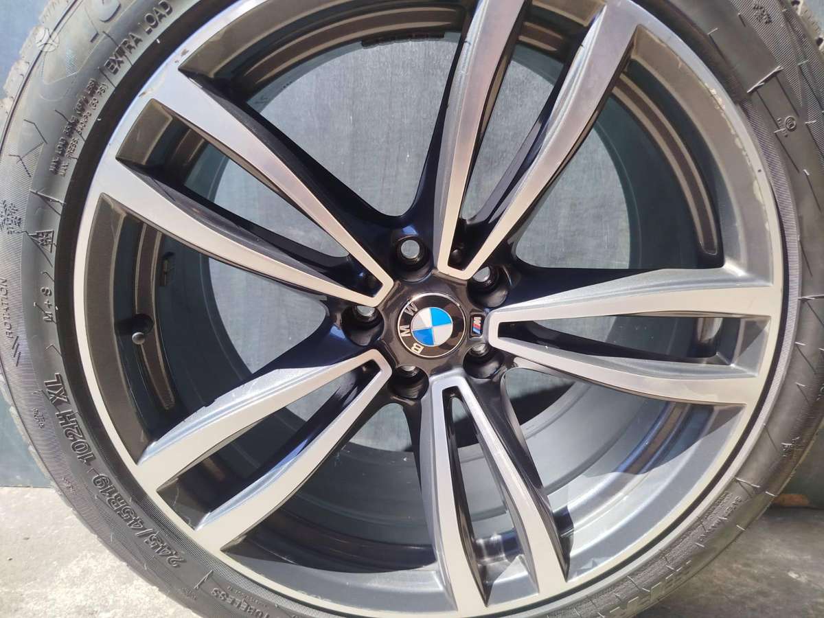 BMW 7, lengvojo lydinio, R19