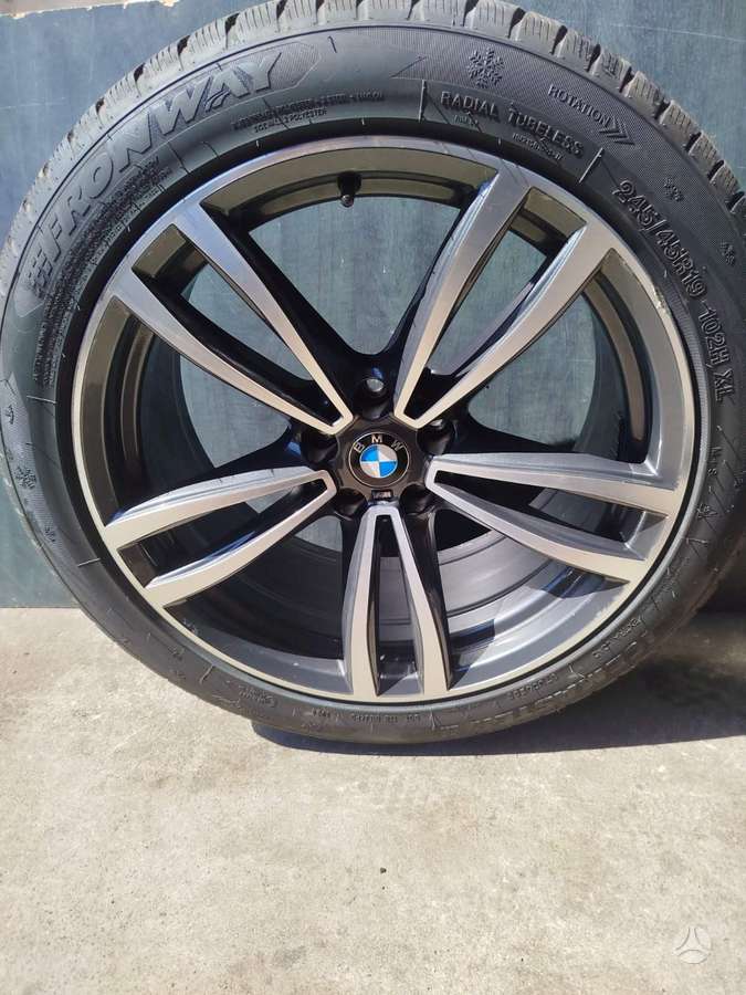 BMW M7, light alloy, R19