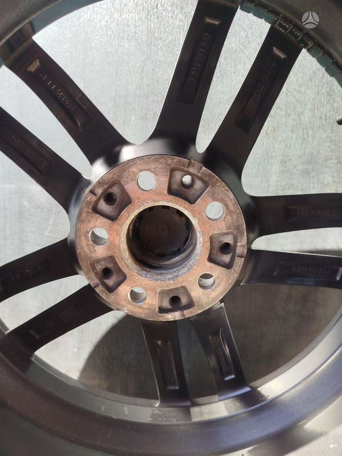 BMW M7, light alloy, R19