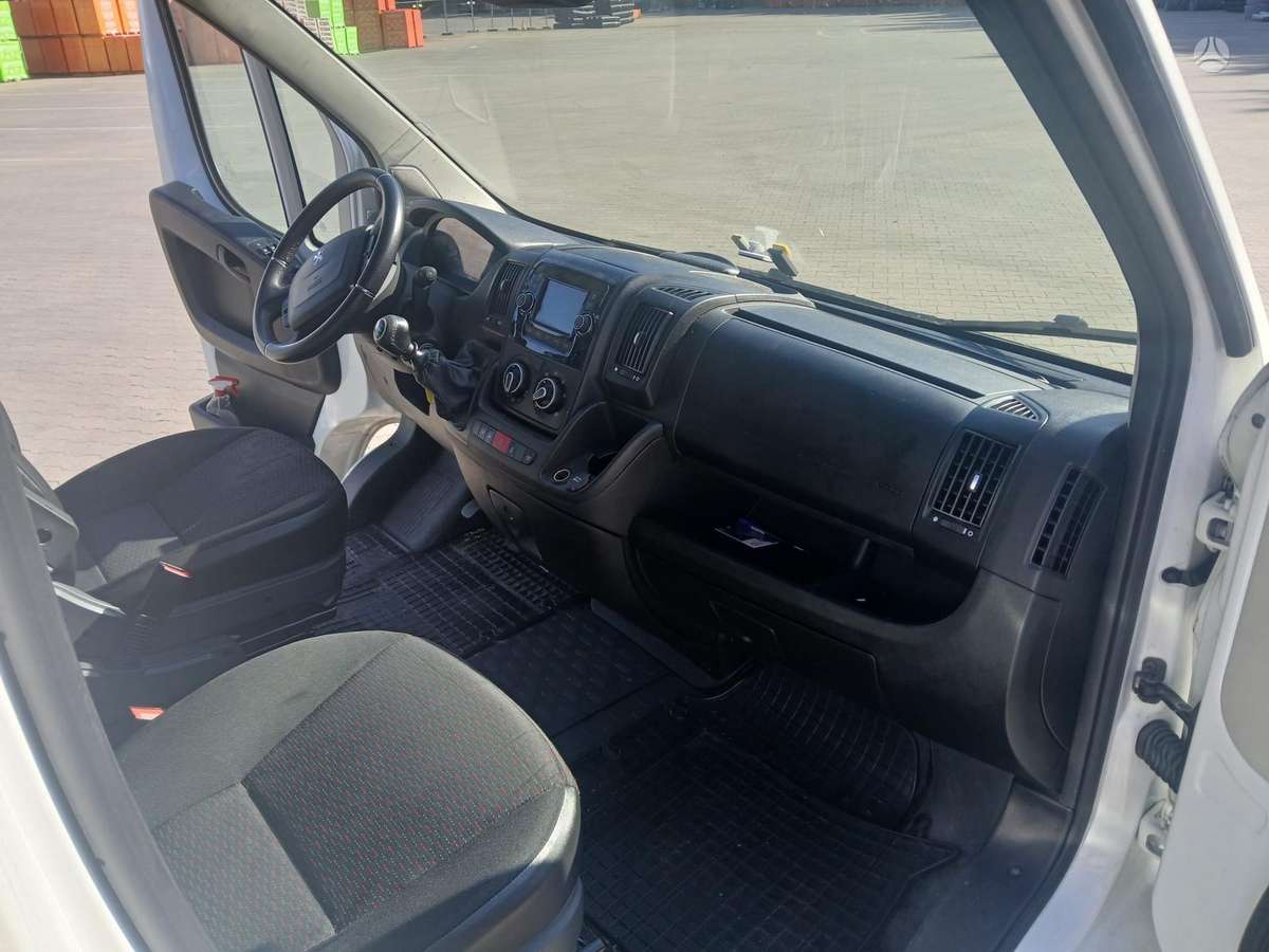 Peugeot Boxer - 4