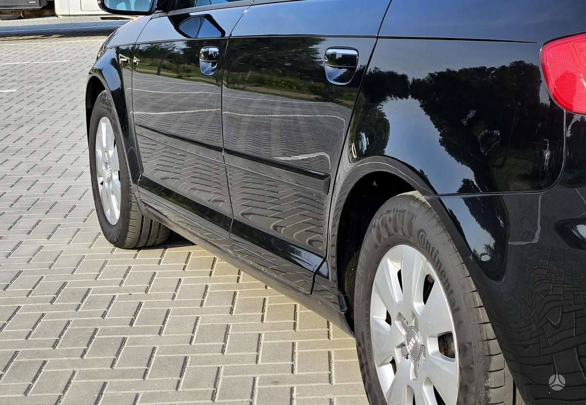 Audi A3, 1.6 l., hatchback