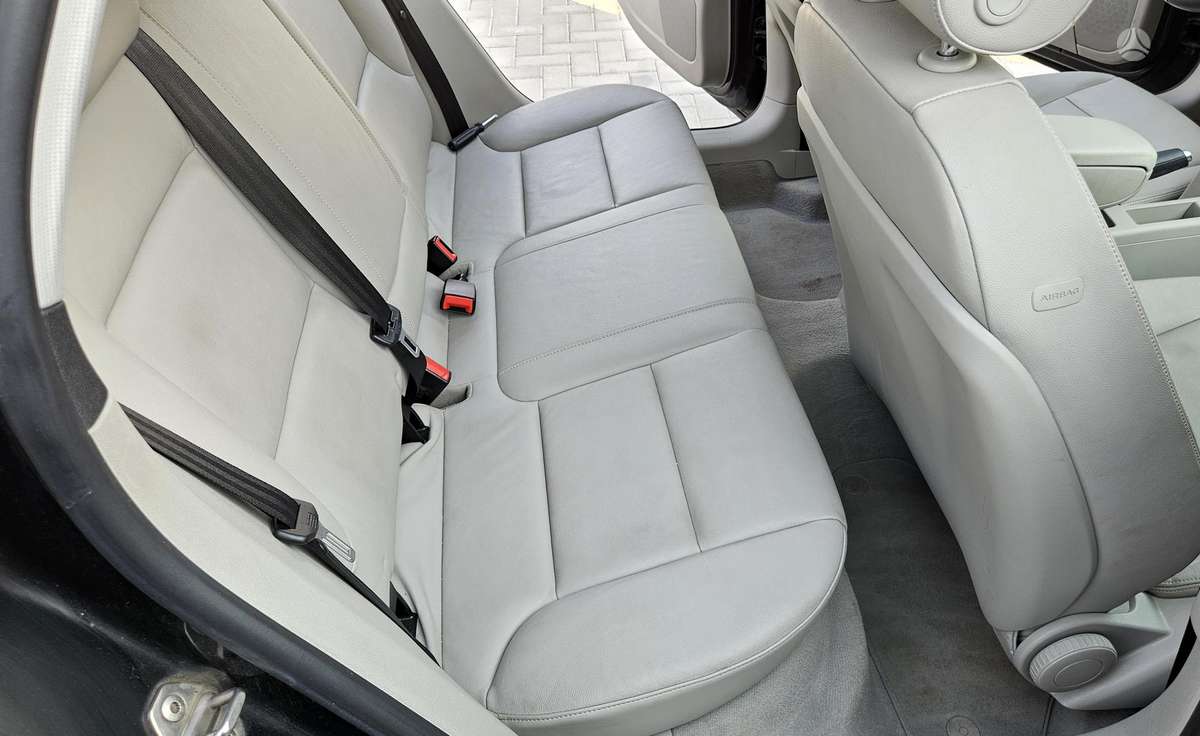 Audi A3, 1.6 l., hatchback