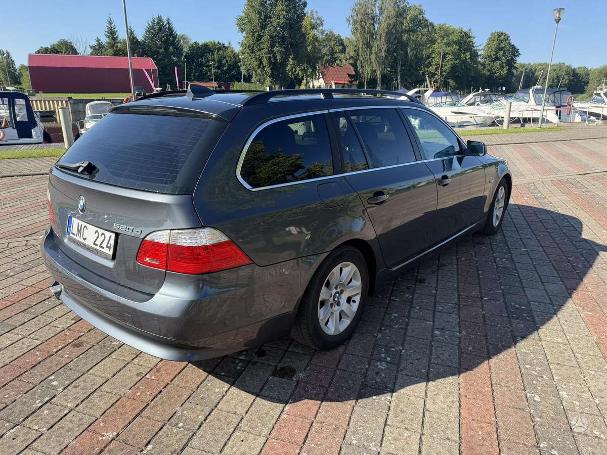 BMW 520, 2.0 l., wagon
