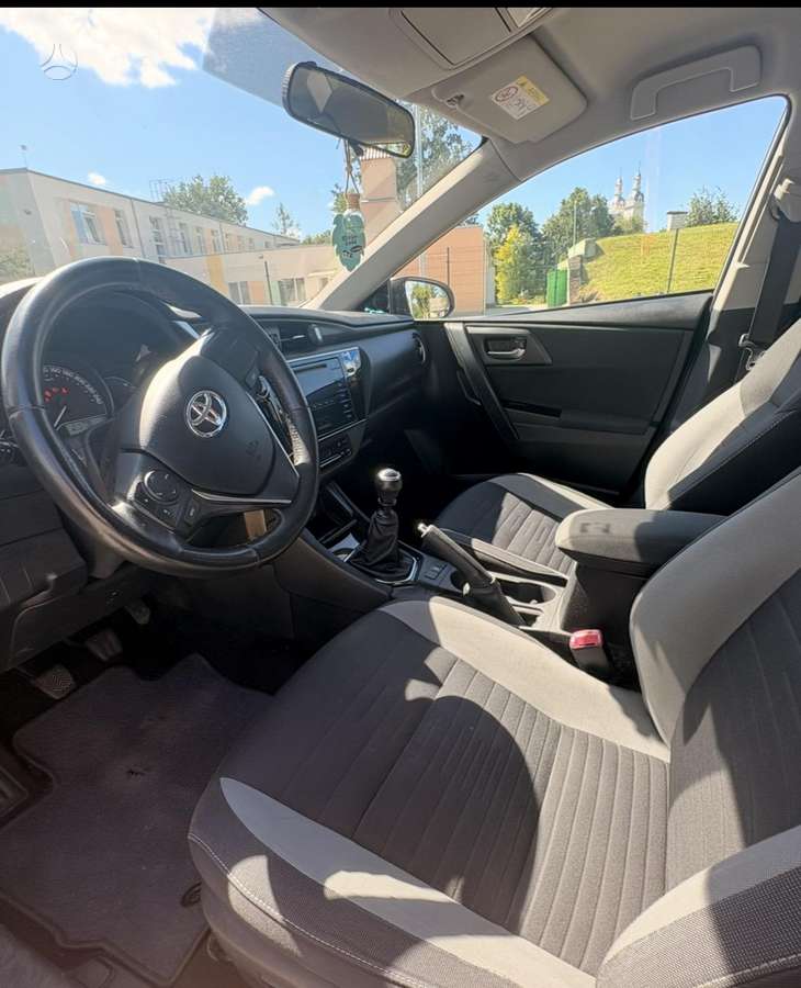 Toyota Auris, 1.4 l., hatchback