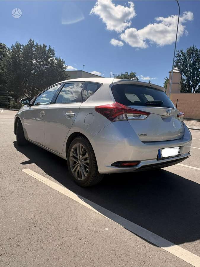 Toyota Auris, 1.4 l., hatchback
