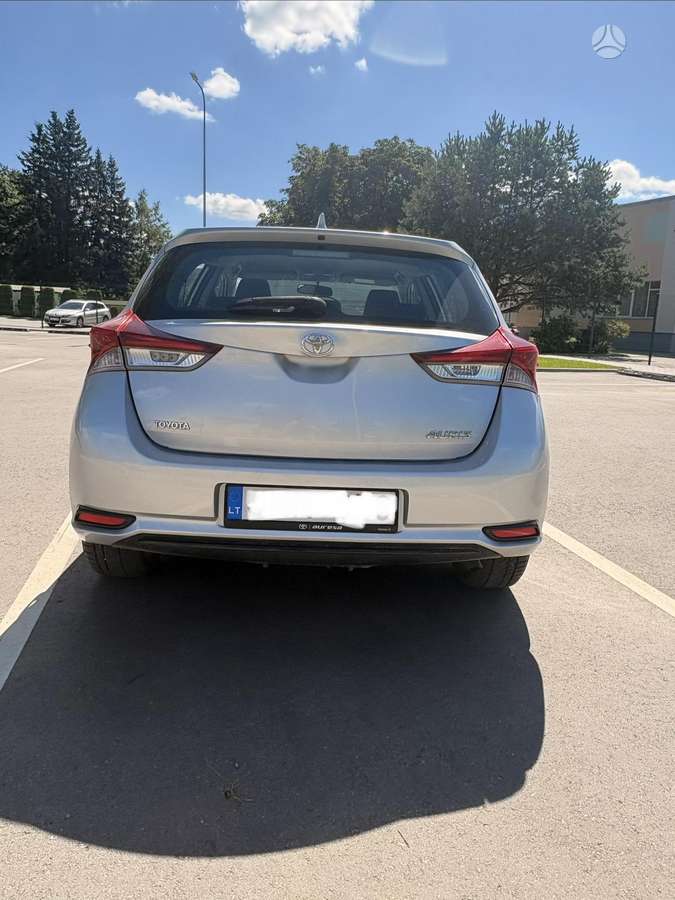 Toyota Auris, 1.4 l., hatchback
