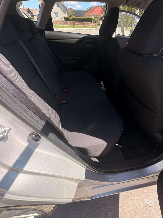 Toyota Auris, 1.4 l., hatchback