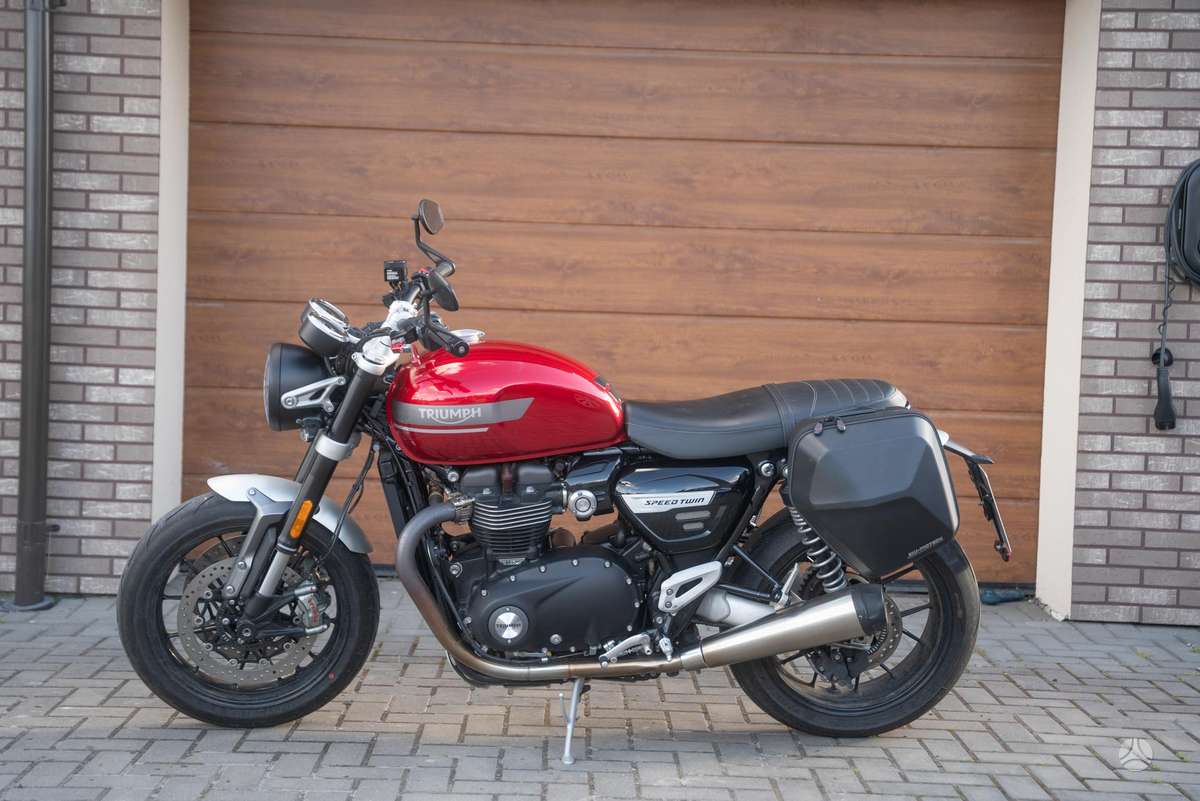 Triumph Speed Twin 1200cc, street / classic